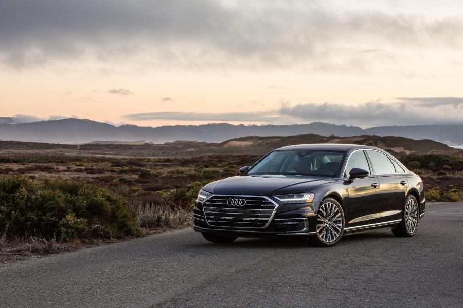  Audi A8 L 3.0 TFSI Quattro (D5) 2018 года  (NA) (фото 25 из 40)